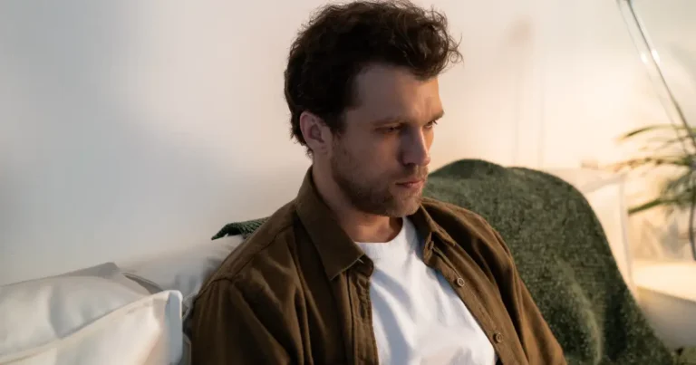 9 Signs Your Soulmate Is Thinking of You