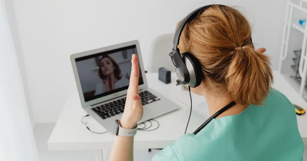 3 Proven Tips to Be a Better Listener — Master the Art of Active Listening